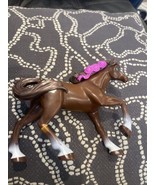 Just Play Winner&#39;s Stable Toffee Horse with Ribbon Horse Pony Toy 6&quot; Figure - €5,62 EUR