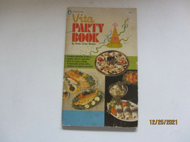 1971 PAPERBACK BOOK VITA PARTY BOOK BY RUTH CHIER ROSEN COOKBOOK - £7.13 GBP