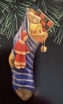 HALLMARK 1992 Stocked With Joy ARTIST FAVORITE PRESSED TIN ORNAMENT-New - $116.49 MXN