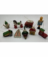 Lot of 9 Vintage Wood Christmas Ornaments (House, Truck, Shoe, Horse, To... - €17,30 EUR