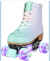ROLLER SKATES WOMENS HIGH TOP GREEN/PURPLE LIGHT UP WHEELS SIZE 7 WOMENS - $820.80 MXN