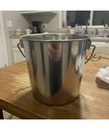 Stainless Steel 2 Quart Bucket with Handle Multipurpose Pet Feeding Wate... - $525.30 MXN
