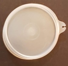 VTG Tupperware Round Replacement Tab Lid 733-19 Snap On Tupper Seal 4 inch Clear - £4.69 GBP