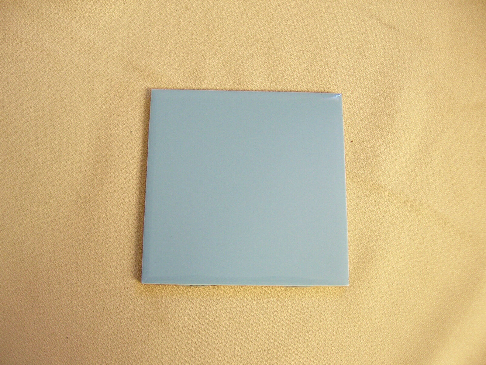 1pc VINTAGE H &amp; R JOHNSON POWDER BLUE CERAMIC WALL TILE 4 1/4&quot; NOS 4.25 ... - $6.92