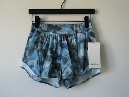 Nwt Lululemon CTSW/BLGW Blue Multi Ltwt Low Rise Hotty Hot 4&quot; Lined Shorts 4 - £62.02 GBP