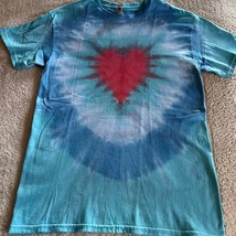 NEW Gildan Mens Blue Teal Red Heart Ice Dye Tie Dye Short Sleeve Shirt M... - £19.55 GBP