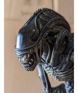 Sideshow Collectibles Aliens Diorama Alien2 Alien Warrior Statue Wall Mount - £523.89 GBP
