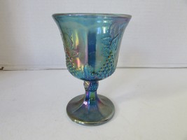 CARNIVAL GLASS STEMMED GOBLET GRAPES PANELLED SHAPE BLUE SHADE - $65.58 MXN