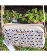 Crossbody Tommy Hilfiger - $68.60 CAD