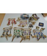 Vintage Sewing Charm Brooch Jewelry Lot - $103.01 CAD