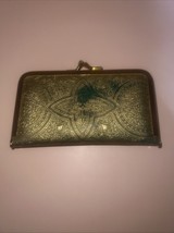 Vintage Ornate Gold Leather Nail Set, Kiss Clasp Manicure Set, *READ* - $184.34 MXN