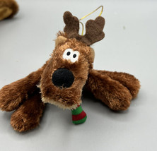 Ornament Christmas Hallmark Stuffed Reindeer Scarf #2231L - £4.98 GBP