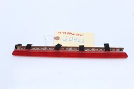 06-08 BMW E65/E66 750I 3RD BRAKE STOP LIGHT Q0421 image 2