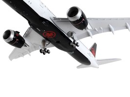 Boeing 787-9 Commercial Aircraft with Flaps Down &quot;Air Canada&quot; White with Black T - £57.64 GBP