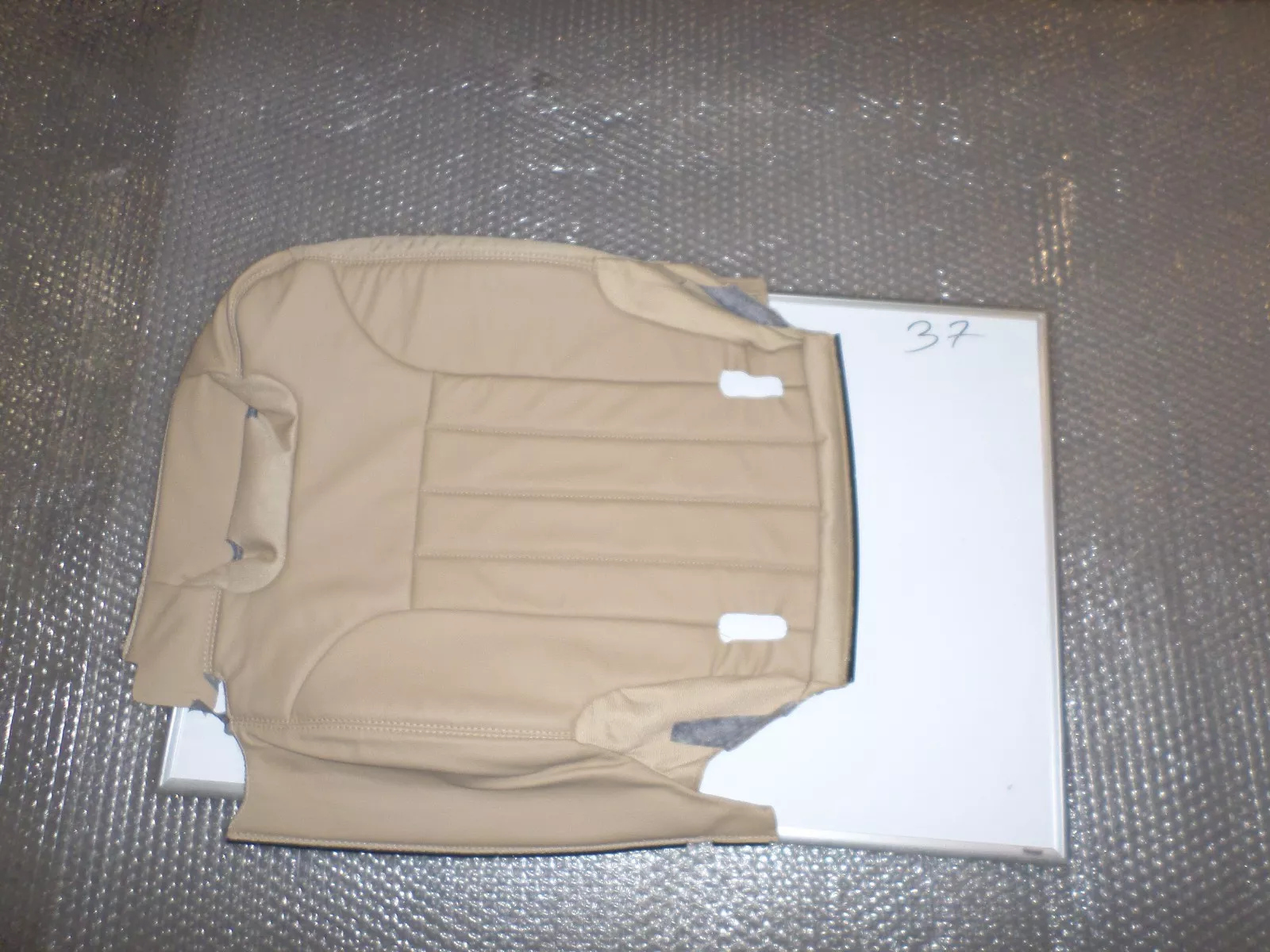 New OEM Mercedes 3rd Row LH Seat Cover 2006-2013 R-Class 251-930-08-87-8K55 - £77.58 GBP