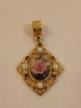 Vintage Rose Enamel &amp; Faux Pearls Gold Tone Diamond Shaped Pendant/ Charm - £9.29 GBP