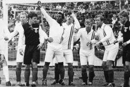 Michael Caine, Pel� and Bobby Moore in Victory 18x24 Poster - $23.99