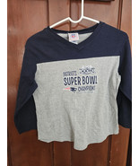 NFL Super Bowl XXXIX Champions NEW ENGLAND PATRIOTS L Crewneck  Womens G... - $14.85