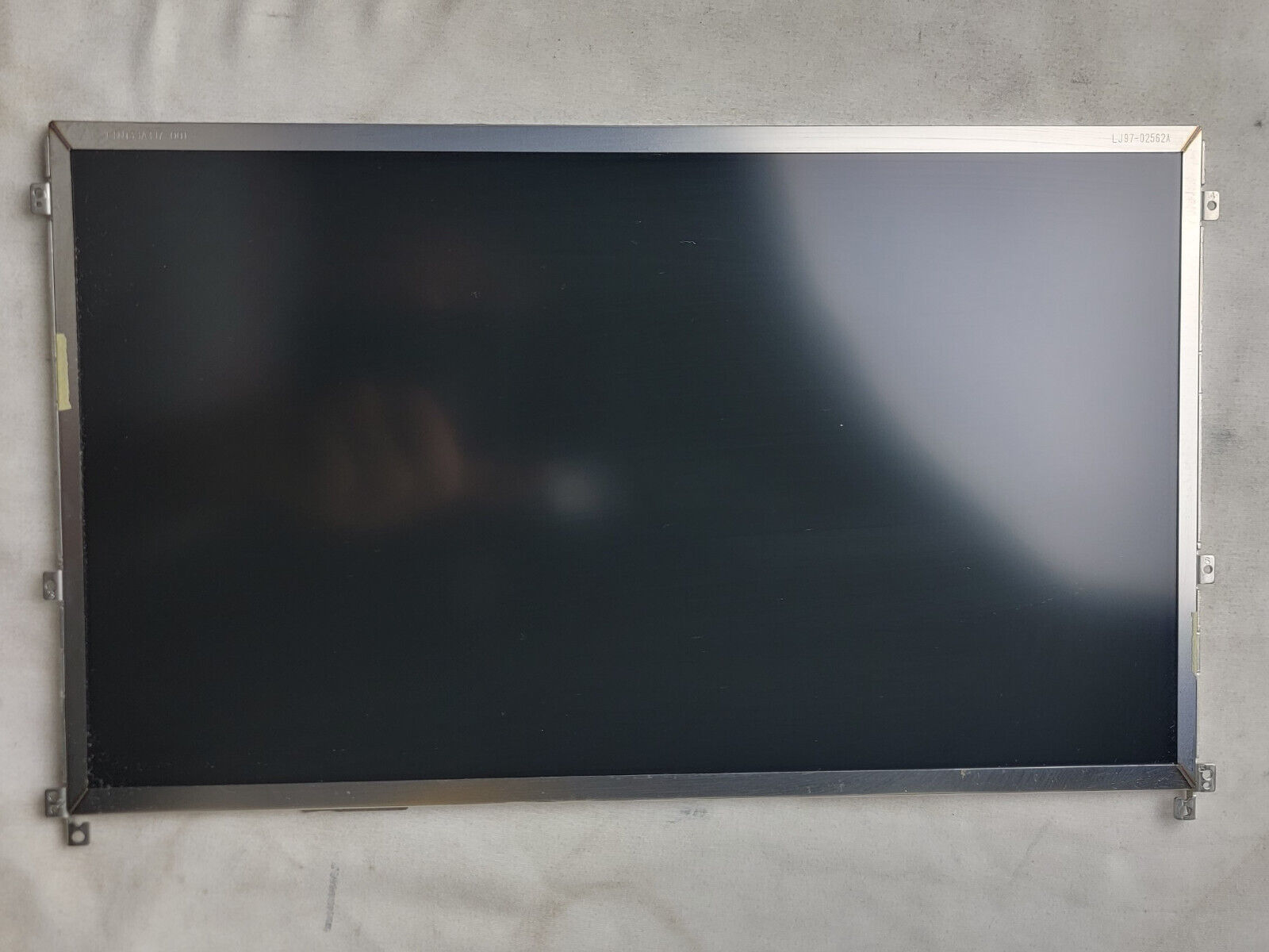 Primary image for Genuine OEM Dell Latitude Display 13.3" HD Screen LTN156AT17 0XF930 D31
