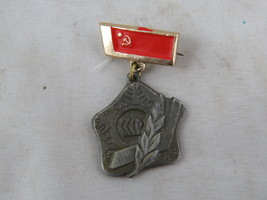 1973 World Hockey Championship Pin - Team USSR - Medallion Pin Stamped Graphics - $19.00