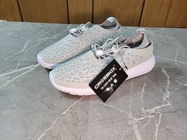 Crosskix Tetra Closed Toe Dri-Fit Womens Water Shoes 7.5 Stone - £40.91 GBP