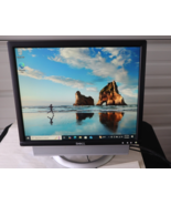 Dell 1907FPVT 19 LCD Monitor w/ Speaker Bar DVI-VGA-4-USB Ports with Stand - $728.84 MXN