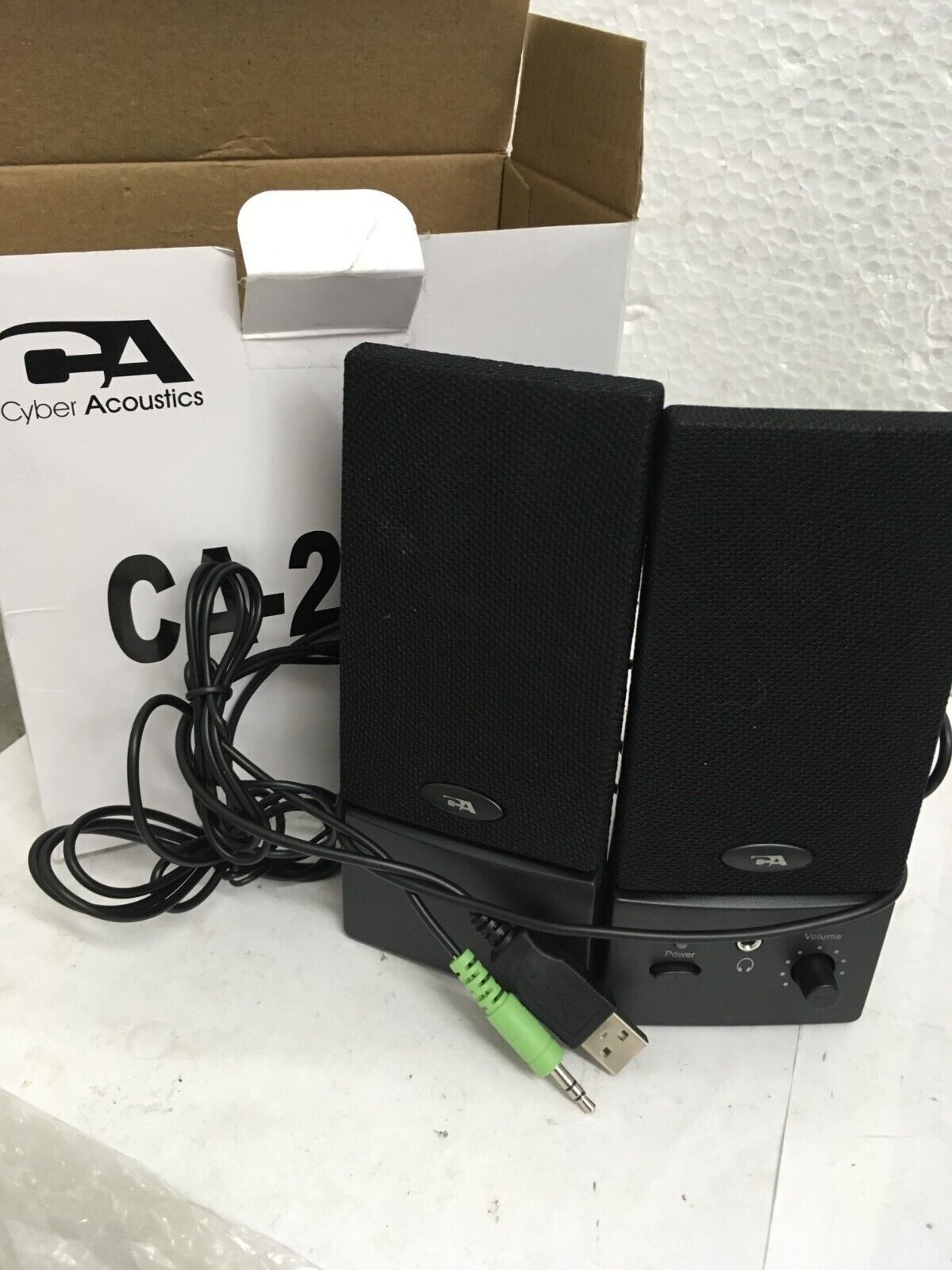 Cyber Acoustics USB speaker new with USB TYPE C to A adapter - $14.41