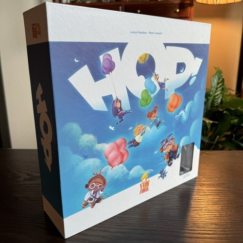 Fun Forge Hop! 3D Gameboard Board Game Painted Mini Figures Dexterity Fa... - $26.10