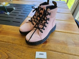Dr Martens Combs W Chalk Pink Women Size 8 Combat Boots 27342279 Hi Sued... - £76.55 GBP