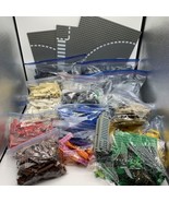 LEGO Bulk Lot - 10+ lbs - Assorted Bricks and Other Pieces - £42.96 GBP