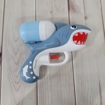 Motesoly Water toys Shark Water Gun - Add Fun to Your Water Games - $316.69 MXN
