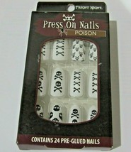 Fright Night Press On Nails &quot;Poison&quot; 1 pack of 24 Pre-Glued Nails - £8.68 GBP