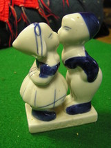 Cute Holland Blue/White Porcelain Kissing Dutch Boy &amp; Girl..........Sale - £5.55 GBP