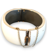 VTG White Enamel Gold Tone Hinged Bangle Bracelet Safety Chain 2.5&quot; Chunky - $11.08 CAD