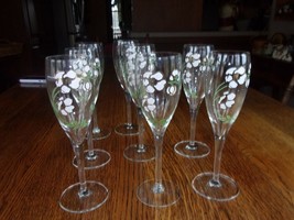 EIGHT CHAMPAGNE OR CORDIAL GLASSES HAND PAINTED AND ETCHED IN GOLD - $46.75