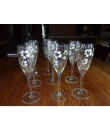 EIGHT CHAMPAGNE OR CORDIAL GLASSES HAND PAINTED AND ETCHED IN GOLD - £36.61 GBP