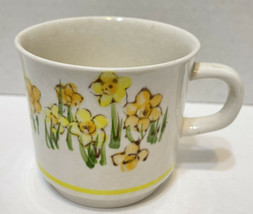 Vintage Hand Painted Lundstone Yellow Daisies Coffee Tea Cup Korea 3 in - £7.52 GBP