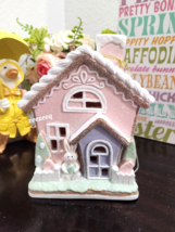 Easter Gingerbread House Bunny Rabbit House Light Up Pastel Tabletop Decor 8.5&quot; - £35.60 GBP