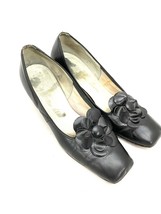 VINTAGE 1970s J&#39;Amay Black Leather Square Toe Pump Heel  Sz 9B US Flower... - $60.59
