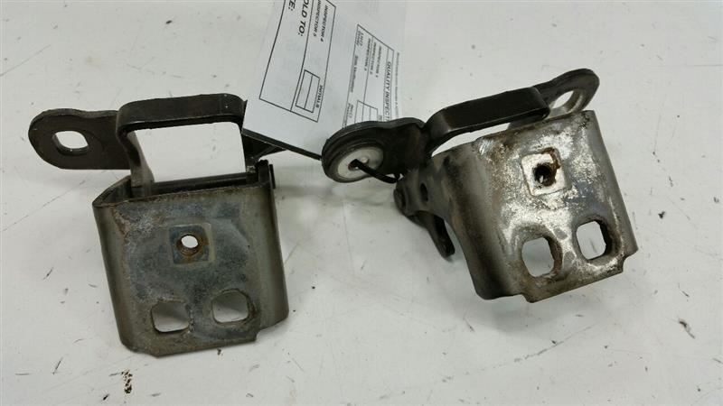 2005 Jeep Liberty Door Hinge Set Right Rear Passenger OEM  2002 2003 200... - $19.46