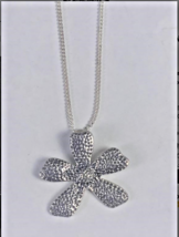 Sterling Silver Silpada Flower Pendant Necklace - £70.73 GBP