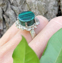 Unisex 1970s Vintage Modernist Malachite Silver Ring with Presentation Box - $174.98