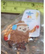 2010 Quatchi Torch Relay Vancouver Winter Olympics Paralympics Pin New - £8.66 GBP