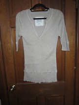 Mossimo Supply Co. Light Beige V-Neck Ribbed Henley Shirt - Size XXL - $14.84