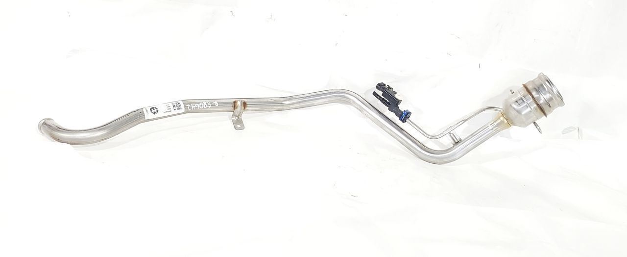 2019 Alfa Romeo Stelvio OEM Gas Fuel Filler Neck 00505358770 Item image 11