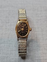 Timex Quartz Ladies Watch, Black Face/Gold Tone Band, Needs Battery Stre... - $437.64 MXN
