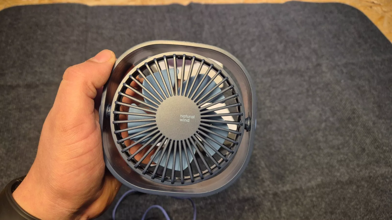 USB Desk Fan Strong Airflow &amp; Quiet Operation Three-Speed Wind Mini Table+ - €17,05 EUR