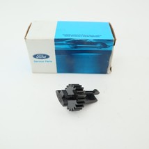 Ford NOS Aerostar OEM Heater Air Outlet Door Gear Shaft E79Z-18A497-A - £6.71 GBP