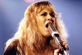 Stevie Nicks Flettwood Mac concert singing 18x24 Poster - £19.22 GBP