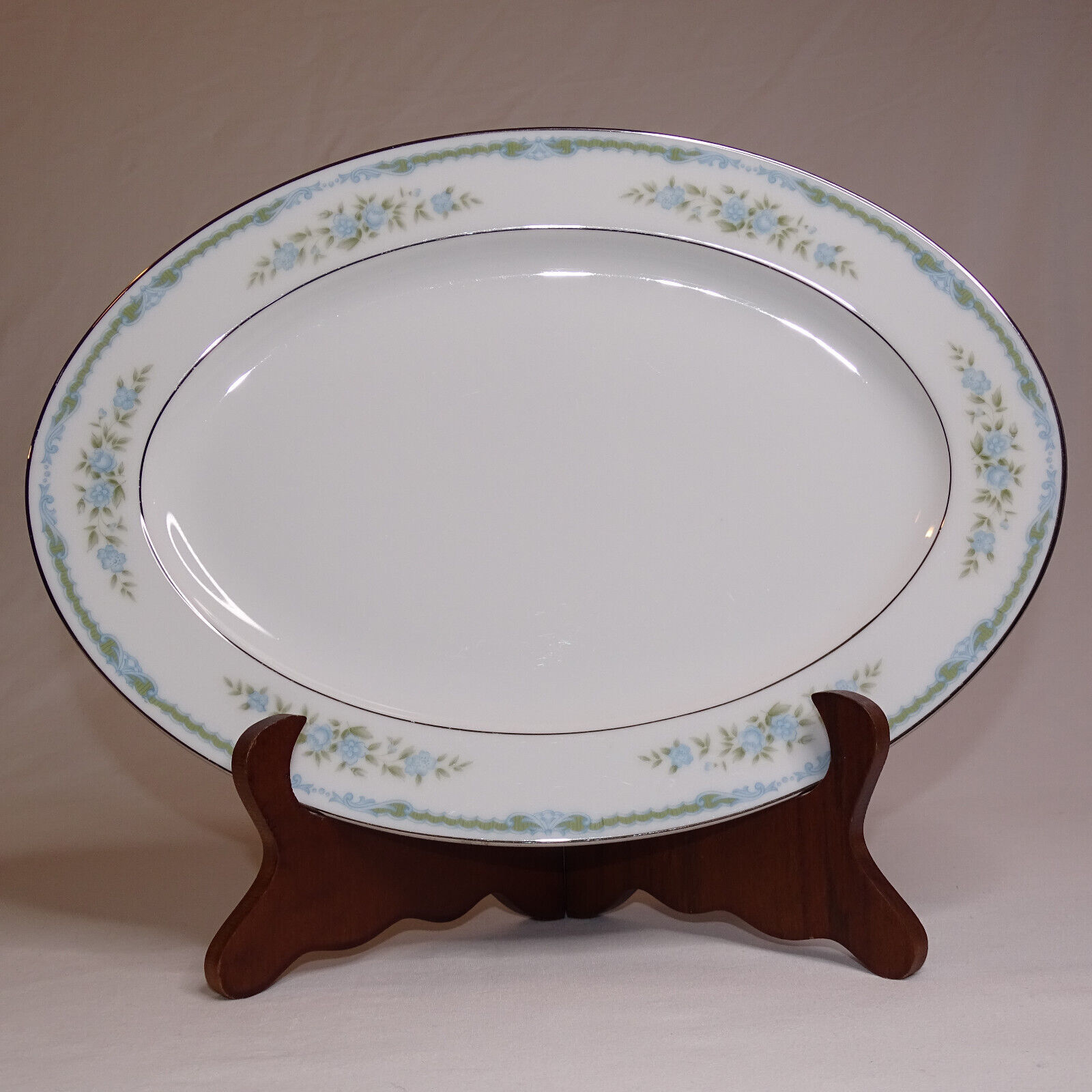 Four Crown China Japan Lexington 370 Blue Flowers Oval Large Serving Pla... - $9.66